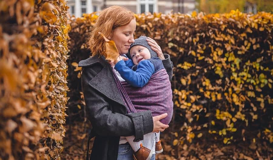 Impacto del porteo en la coordinación y el equilibrio infantil